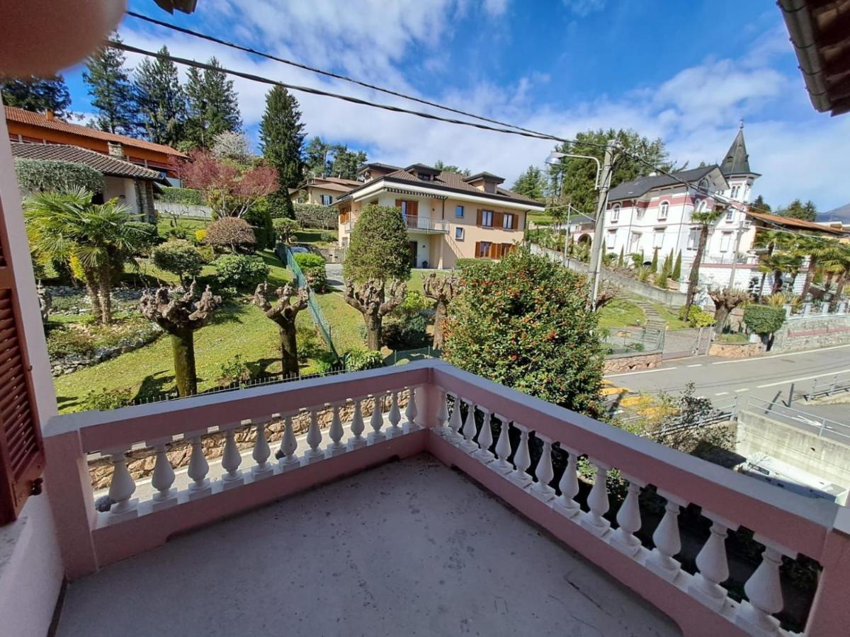 Villa Aida Lake View Lavena Ponte Tresa Eksteriør billede